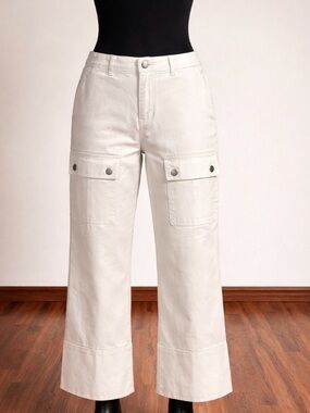 Vintage Y2K Banana Republic Women's 8 Cropped Low Rise cuffed hem Cargo Pants